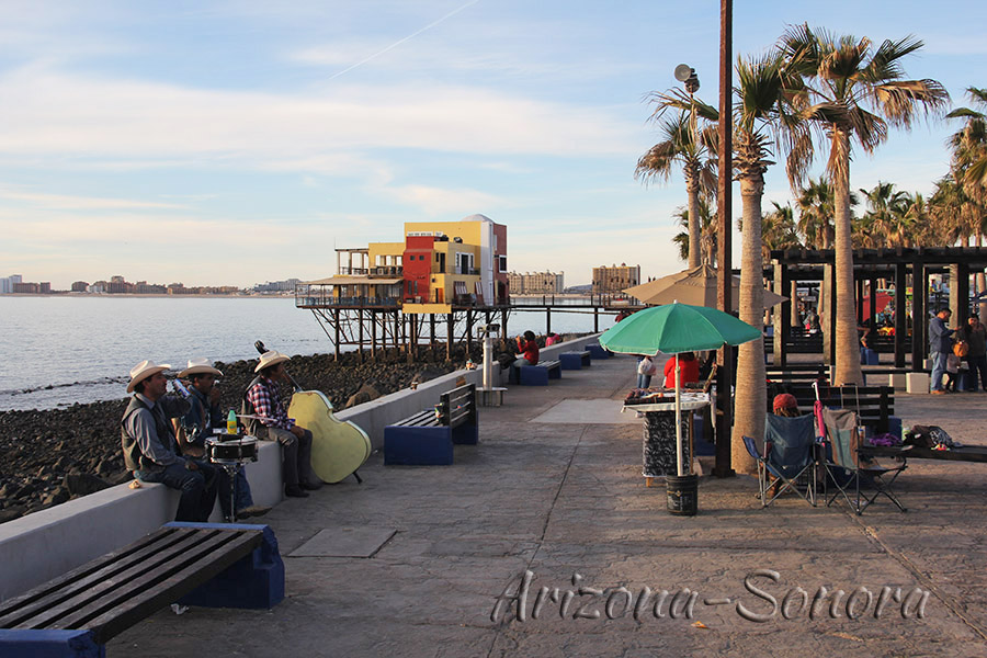 Late afternoon on the Malecon in Puerto Peñasco