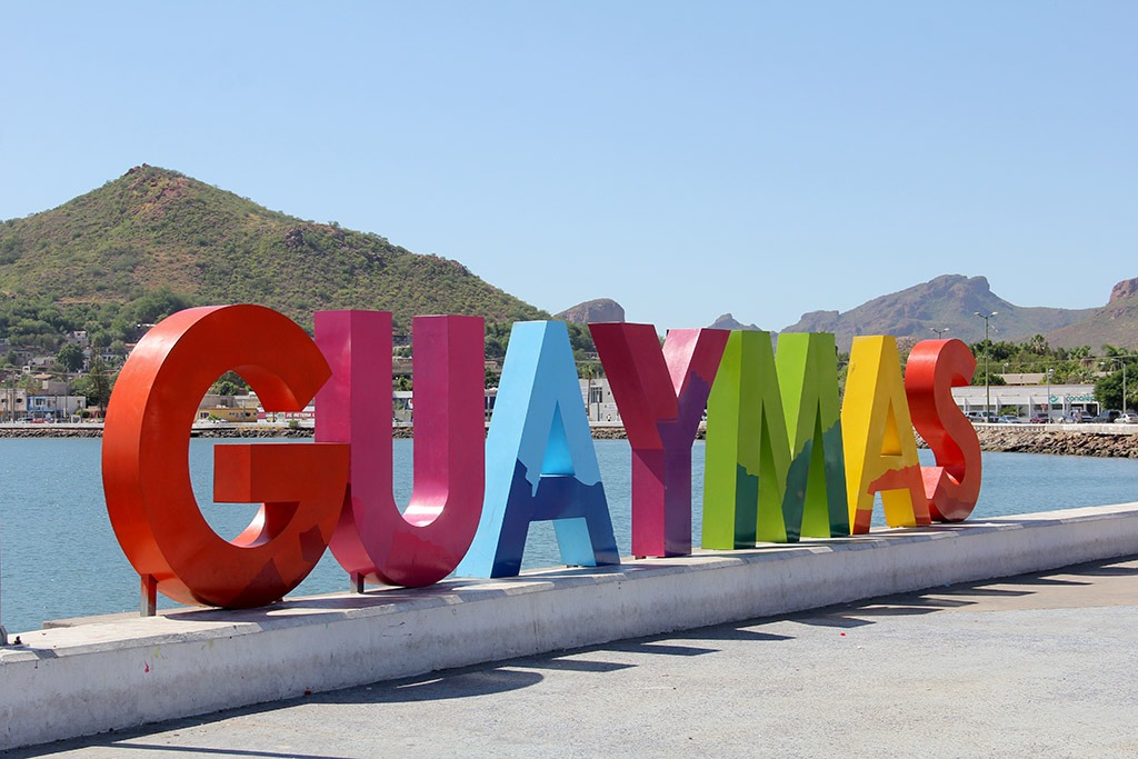 The port of Guaymas. Photo by brwaldon